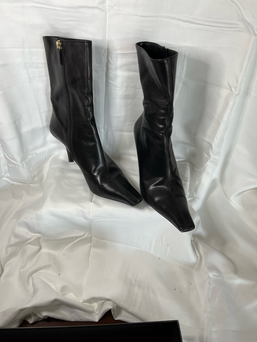 Vintage Gucci Black Pointed Toe Mid-Calf Stiletto Boots - Picture 3 of 8